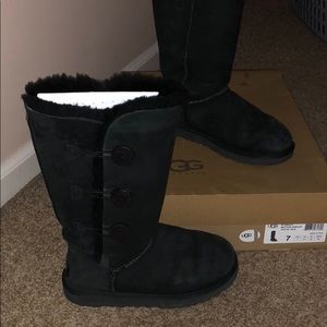 UGG Bailey Button Triplet Boots 👢❄️